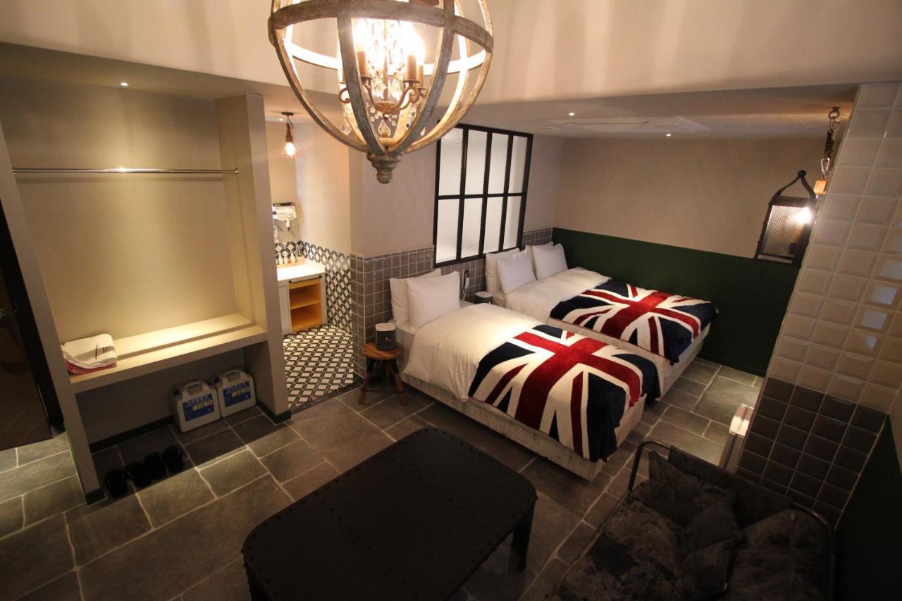 The First Snow Hotel Тэгу Экстерьер фото
